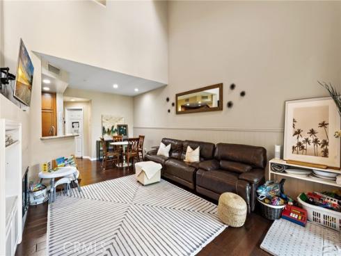 125 Danbrook , Irvine, CA