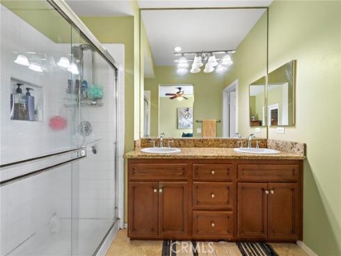 125 Danbrook , Irvine, CA