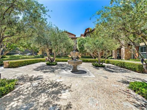 125 Danbrook , Irvine, CA