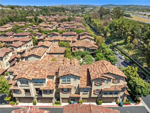 125 Danbrook , Irvine, CA