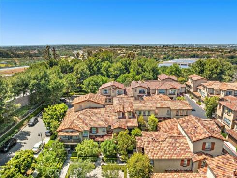 125 Danbrook , Irvine, CA