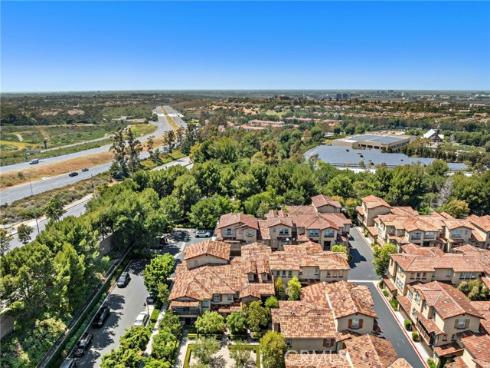 125 Danbrook , Irvine, CA