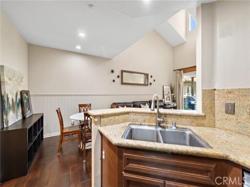 125 Danbrook , Irvine, CA