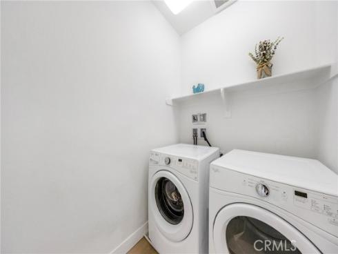 182 Frontier , Irvine, CA