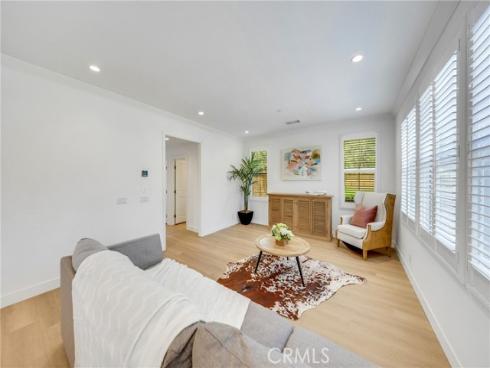 182 Frontier , Irvine, CA