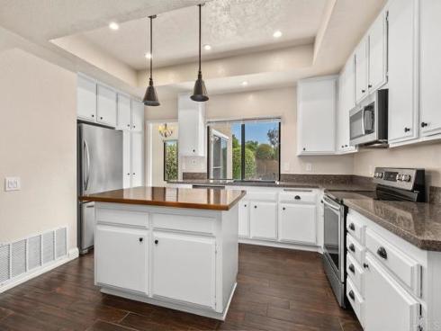 6 Cape Cod , Irvine, CA