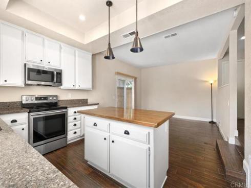 6 Cape Cod , Irvine, CA