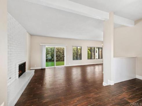 6 Cape Cod , Irvine, CA