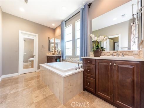 181 Compass , Irvine, CA