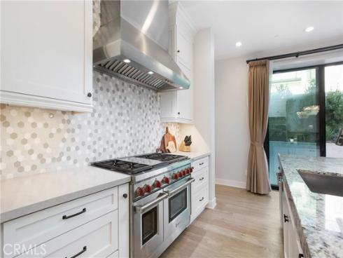 85  Spacial  , Irvine, CA