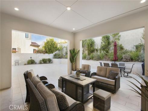 85  Spacial  , Irvine, CA