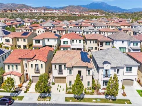 85  Spacial  , Irvine, CA