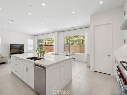 106 Bright Star , Irvine, CA