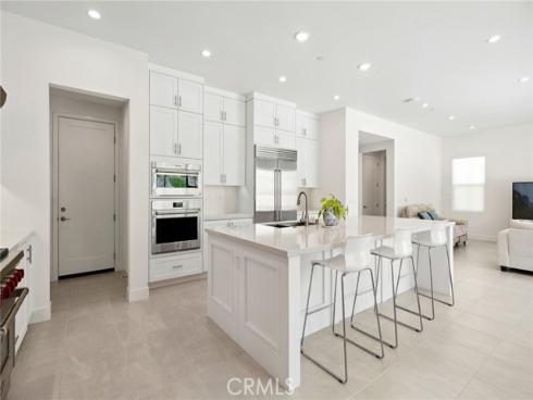 106 Bright Star , Irvine, CA