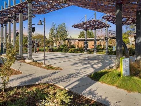 258 Merit , Irvine, CA