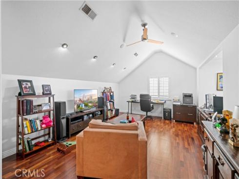 8 Delano , Irvine, CA