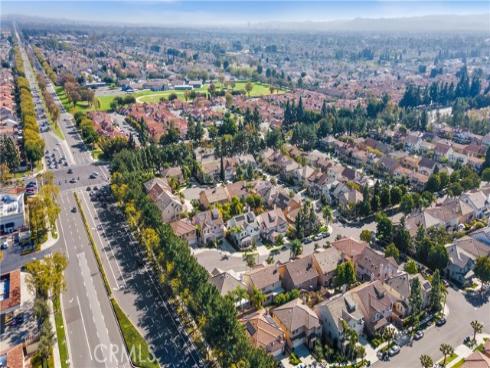 8 Delano , Irvine, CA