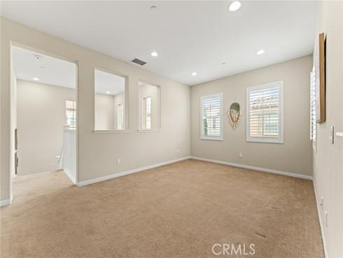 126 Yellow Pine , Irvine, CA