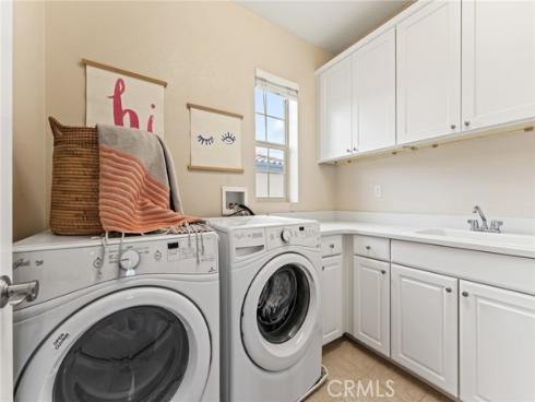 126 Yellow Pine , Irvine, CA