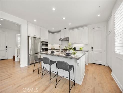 167 Loneflower , Irvine, CA