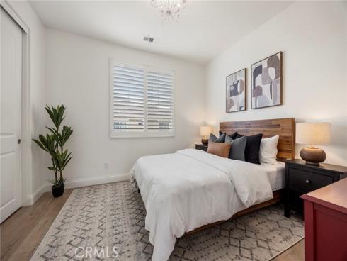 167 Loneflower , Irvine, CA