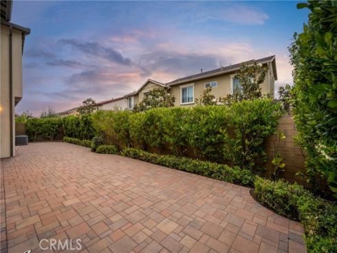 167 Loneflower , Irvine, CA