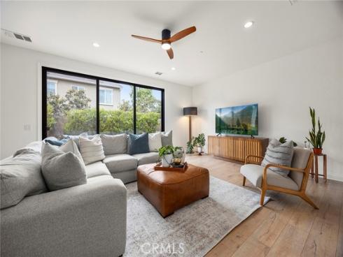 167 Loneflower , Irvine, CA