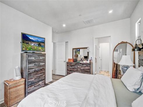 747 Spring Garden , Irvine, CA