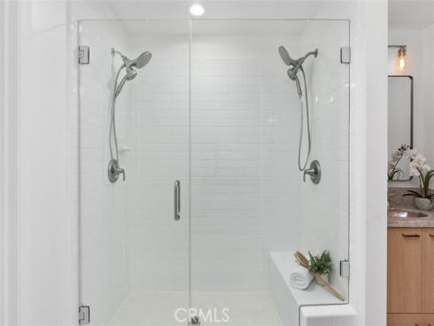 27 Delancy , Irvine, CA