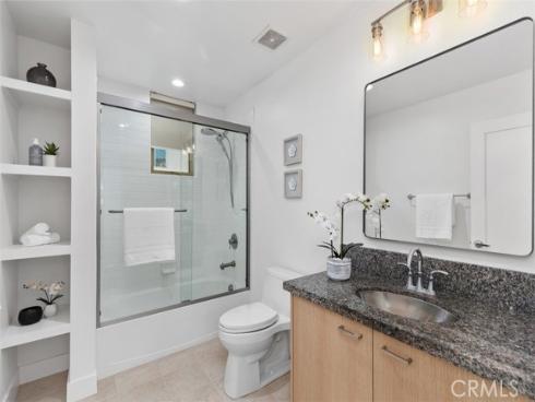 27 Delancy , Irvine, CA