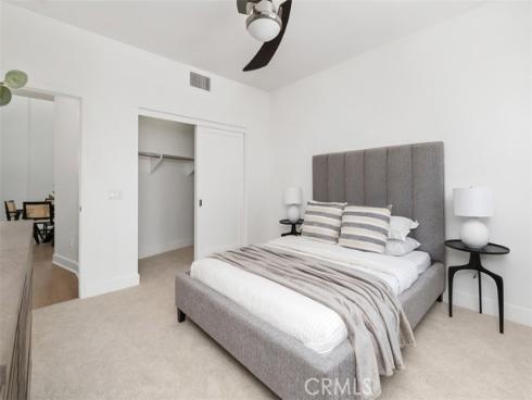 27 Delancy , Irvine, CA