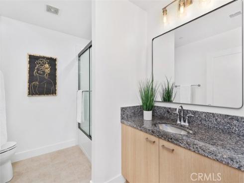 27 Delancy , Irvine, CA