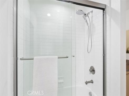 27 Delancy , Irvine, CA