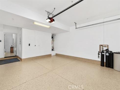 27 Delancy , Irvine, CA