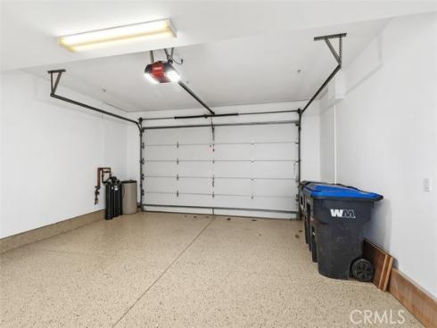 27 Delancy , Irvine, CA