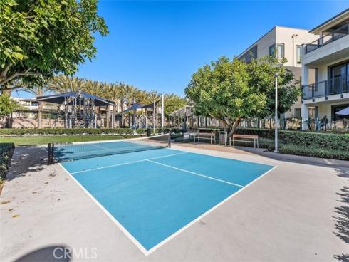 27 Delancy , Irvine, CA