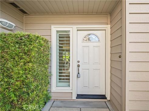 26 Lakefront 76 , Irvine, CA