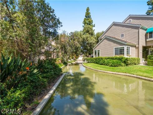 26 Lakefront 76 , Irvine, CA