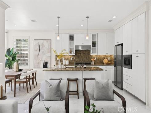 84 Plum Feather , Irvine, CA