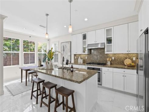 84 Plum Feather , Irvine, CA