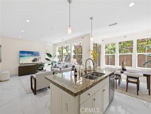 84 Plum Feather , Irvine, CA