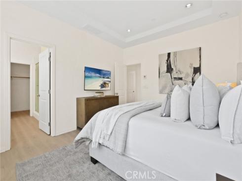 84 Plum Feather , Irvine, CA