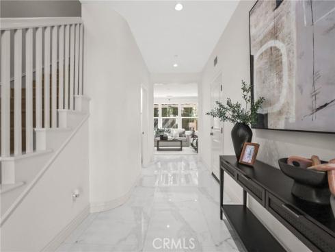 84 Plum Feather , Irvine, CA