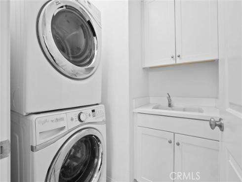 84 Plum Feather , Irvine, CA