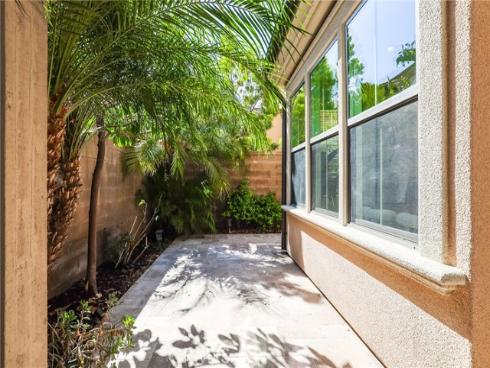 84 Plum Feather , Irvine, CA