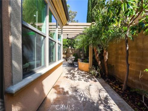 84 Plum Feather , Irvine, CA