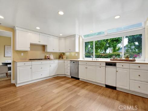 4 Abeto , Irvine, CA