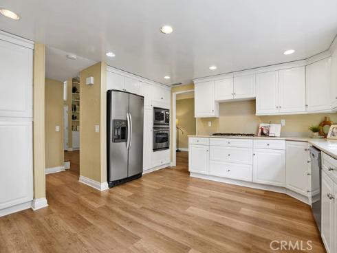 4 Abeto , Irvine, CA