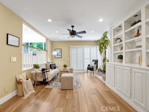 4 Abeto , Irvine, CA