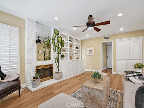 4 Abeto , Irvine, CA